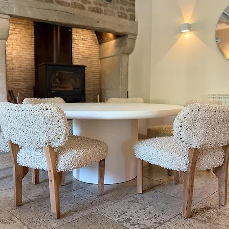 Le Victor Hugo - Et Restaurant - Logis Hotell 2*