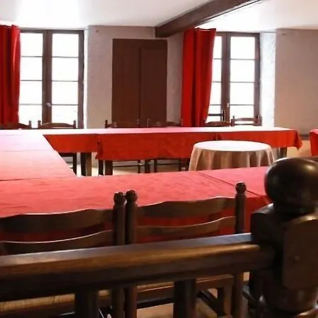 Hotell Le Victor Hugo - Et Restaurant - Logis Saint-Céré