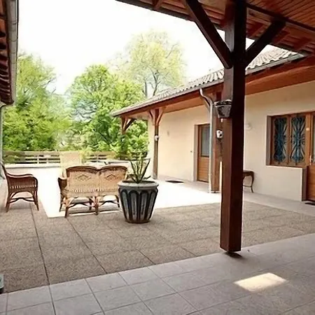 Le Victor Hugo - Et Restaurant - Logis Hotell