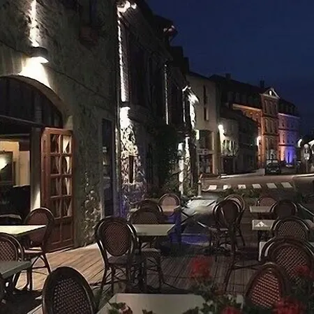 Le Victor Hugo - Et Restaurant - Logis Hotell