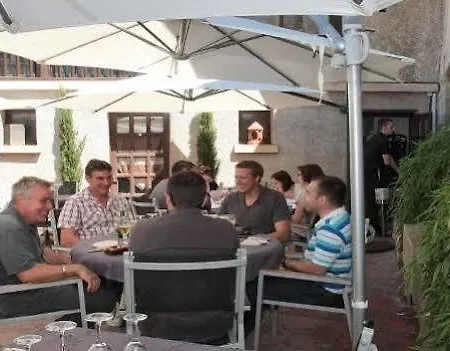 Le Victor Hugo - Et Restaurant - Logis Hotel 2*