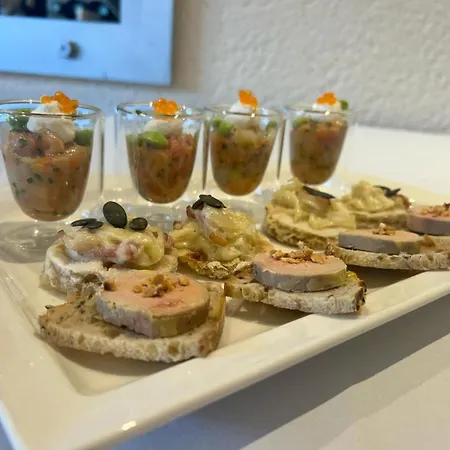 Ξενοδοχείο Le Victor Hugo - Et Restaurant - Logis