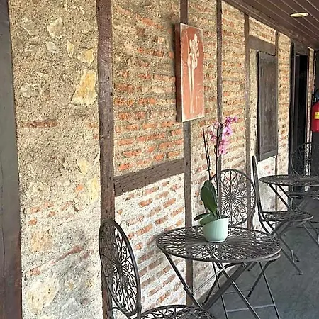 Le Victor Hugo - Et Restaurant - Logis