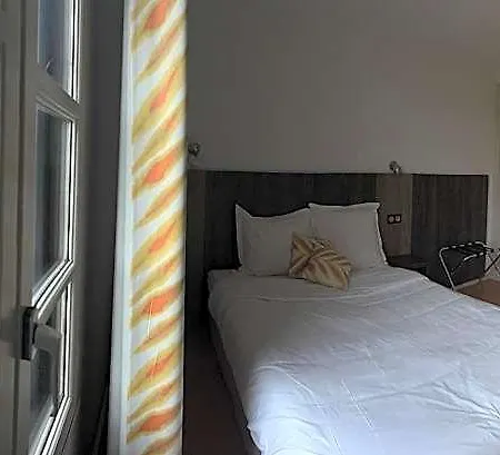 Hotell Le Victor Hugo - Et Restaurant - Logis 2*