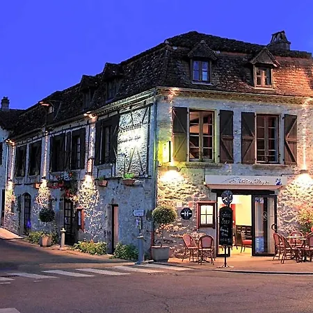 Hotell Le Victor Hugo - Et Restaurant - Logis Saint-Céré
