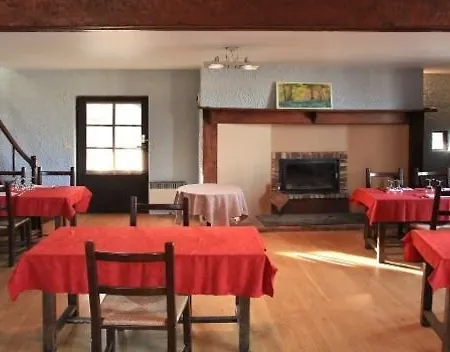 Le Victor Hugo - Et Restaurant - Logis 2* Saint-Céré