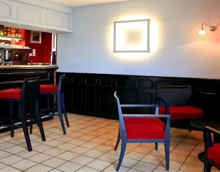 Le Victor Hugo - Et Restaurant - Logis 2*