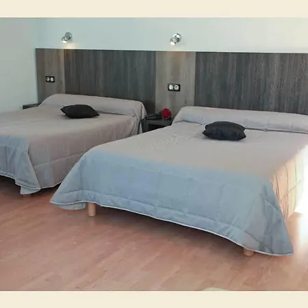 Le Victor Hugo - Et Restaurant - Logis 2*