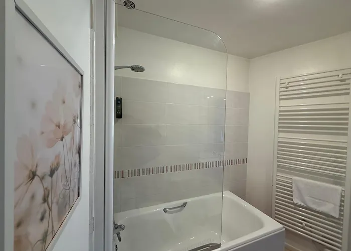 Le Victor Hugo - Et Restaurant - Logis Saint-Céré