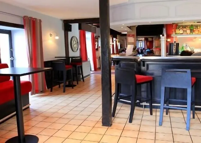 Hotel Le Victor Hugo - Et Restaurant - Logis 2*