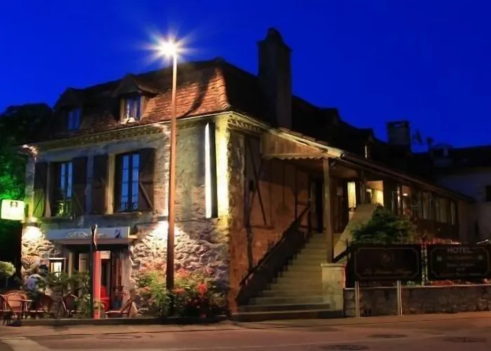 Le Victor Hugo - Et Restaurant - Logis 2*