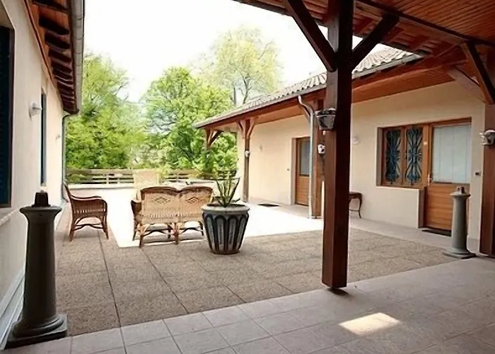 Le Victor Hugo - Et Restaurant - Logis Hotel